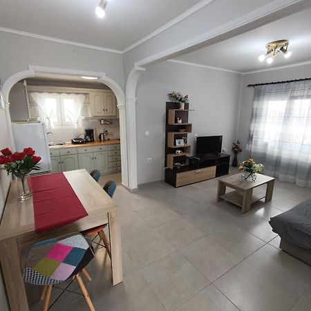 Spiros Full House In Marathias Apartment Екстериор снимка
